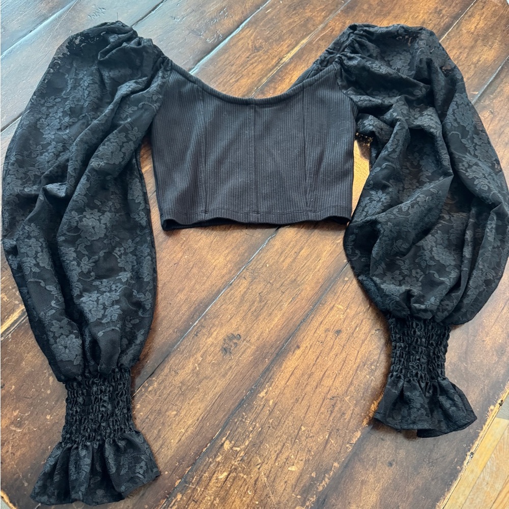 Urban Outfitters Black Long Sleeved Crop Top-Size S NWT - Picture 8 of 8